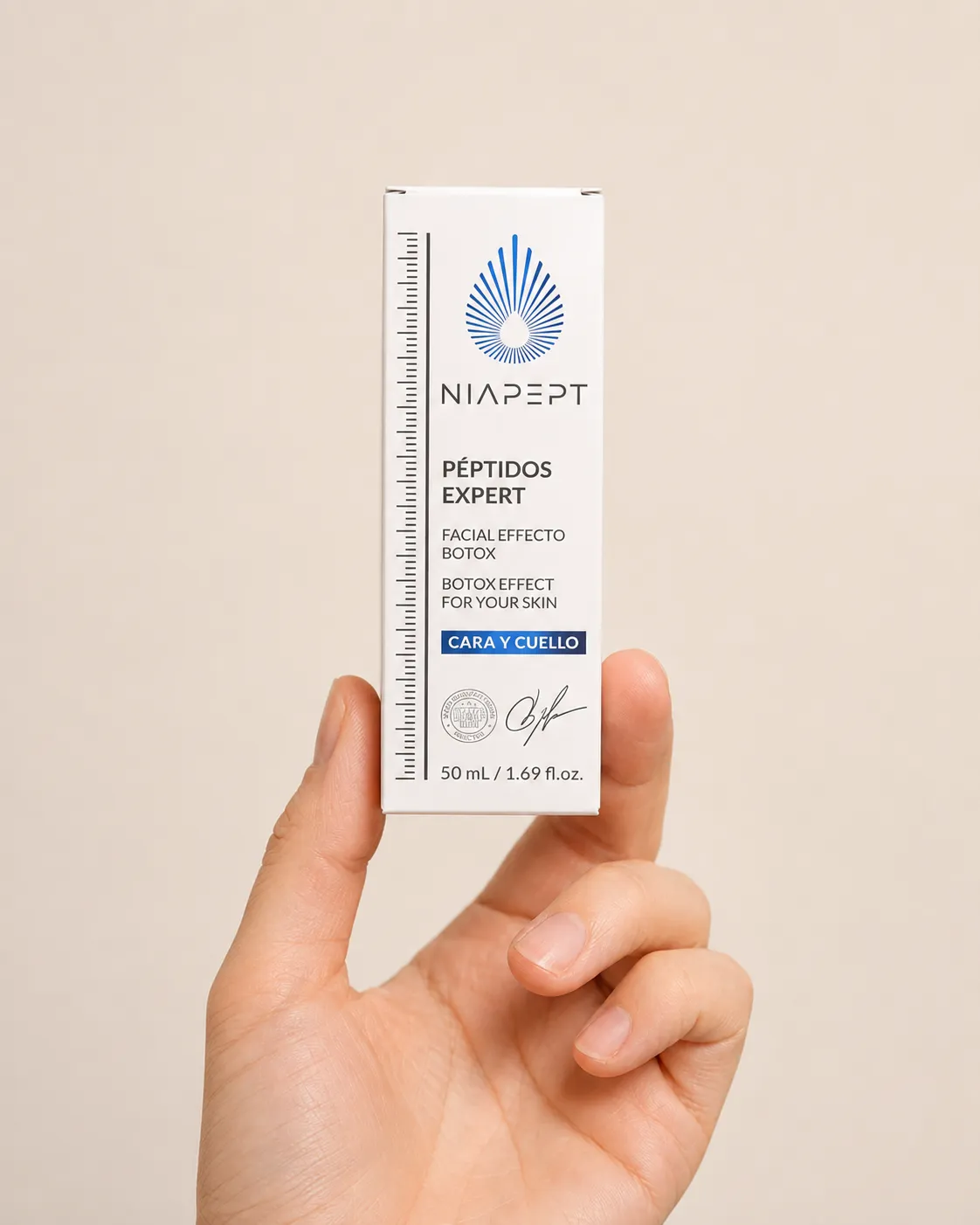 Niapept — Verpackung in der Hand
