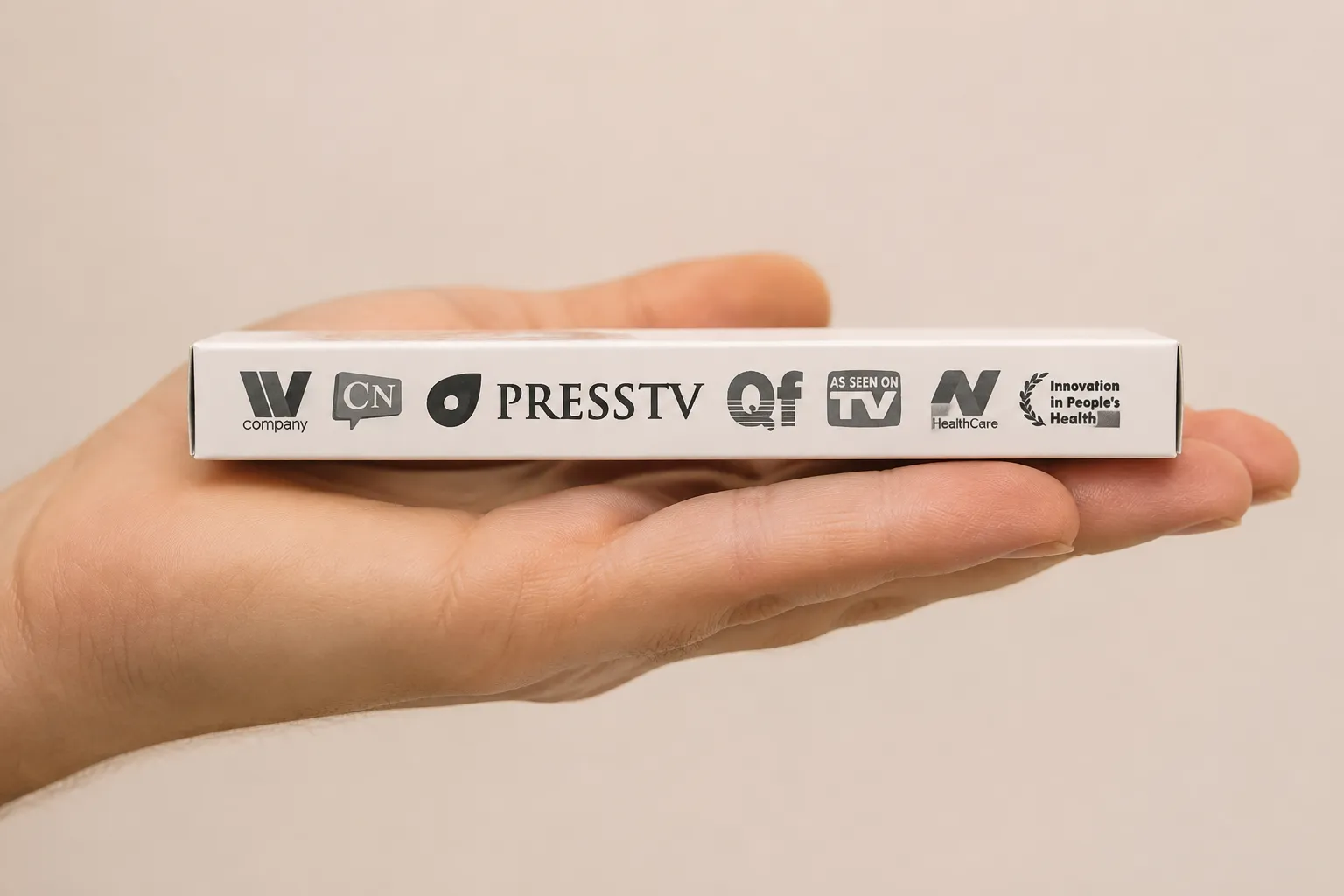 ACUSTAN drops — Verpackung in der Hand